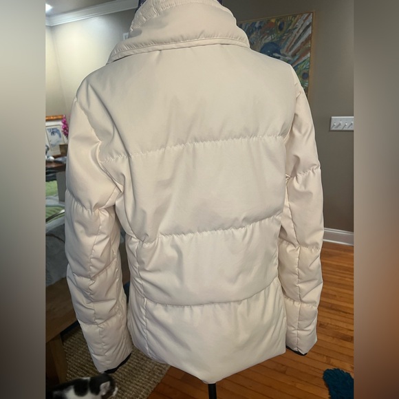 Columbia Off-White Women’s Puffer Ski Jacket Small — Lightweight Warm Coat - Picture 5 of 8